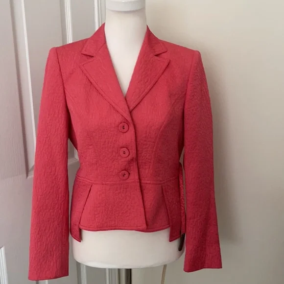 Vintage Ann Klein pink textured skirt set
